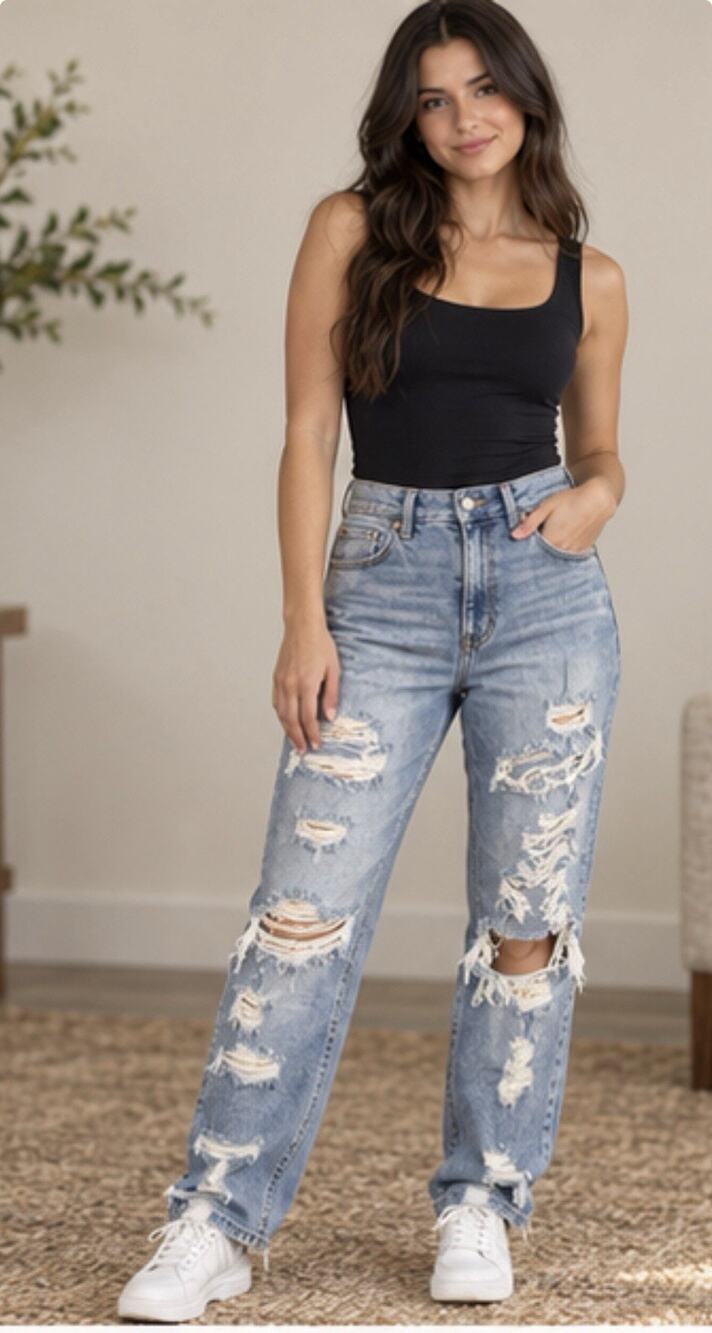 American Eagle Women’s Stretch Distressed Jeans Size 10 Regular Light Wash